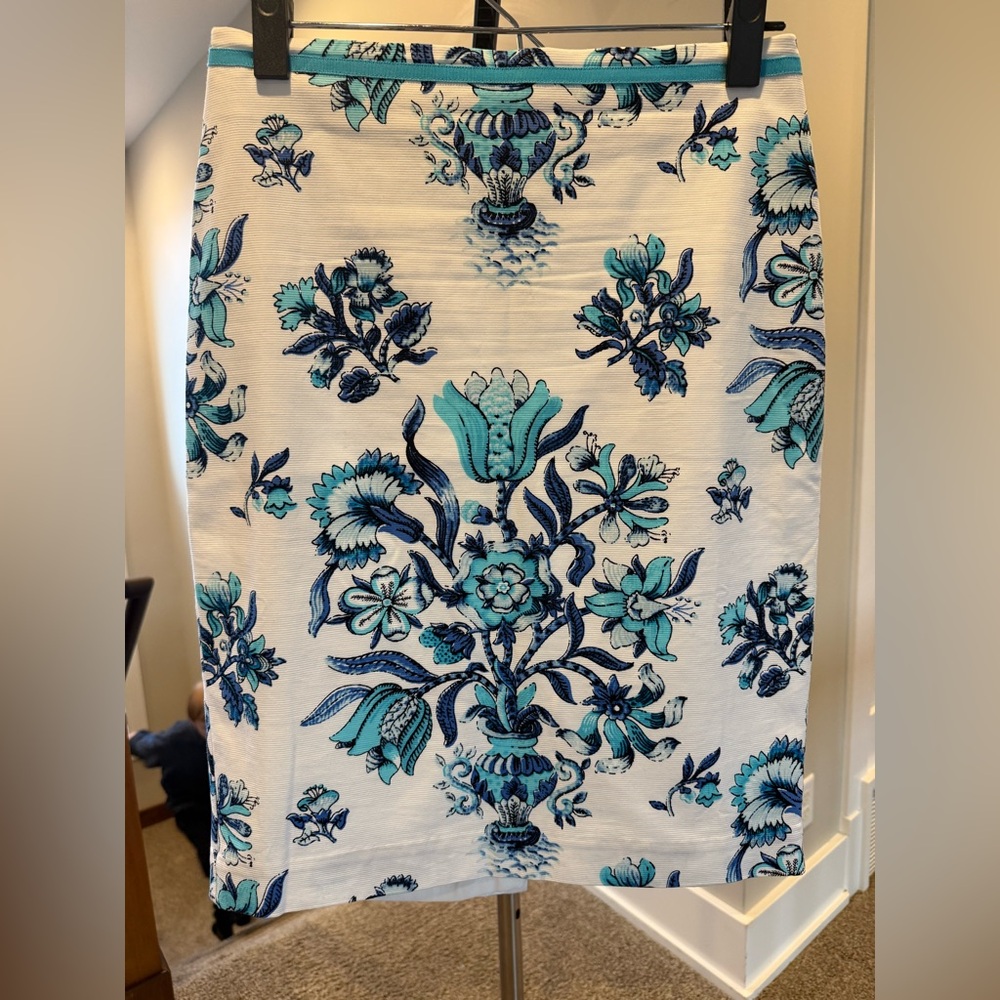 Talbots Blue and White Floral Pencil Skirt